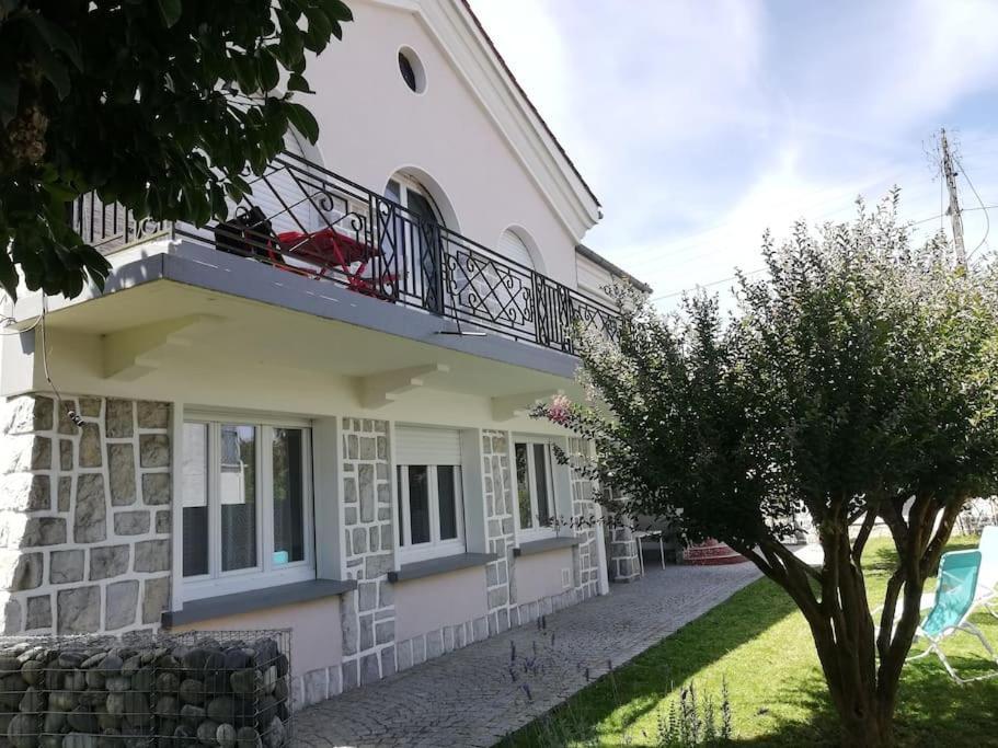 Appartement Dans Villa Pau Buitenkant foto